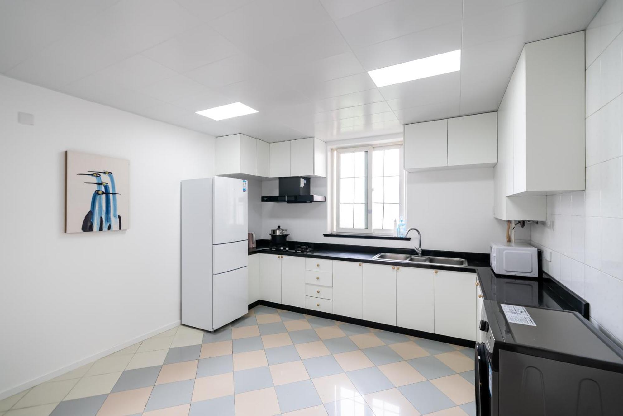 Shanghai Yi Du B&B -Family - Friendly Suite Close To People'S Square And Subway Exterior photo