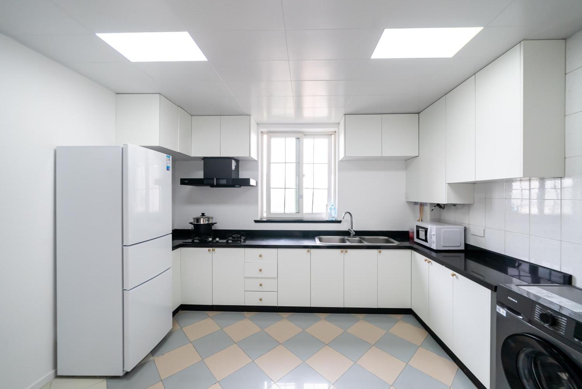 Shanghai Yi Du B&B -Family - Friendly Suite Close To People'S Square And Subway Exterior photo